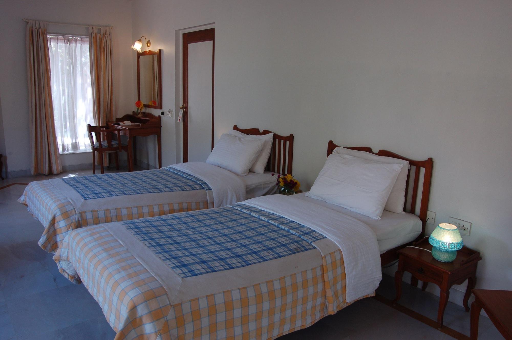 אאורנגבד The Meadows Resort And Spa מראה חיצוני תמונה