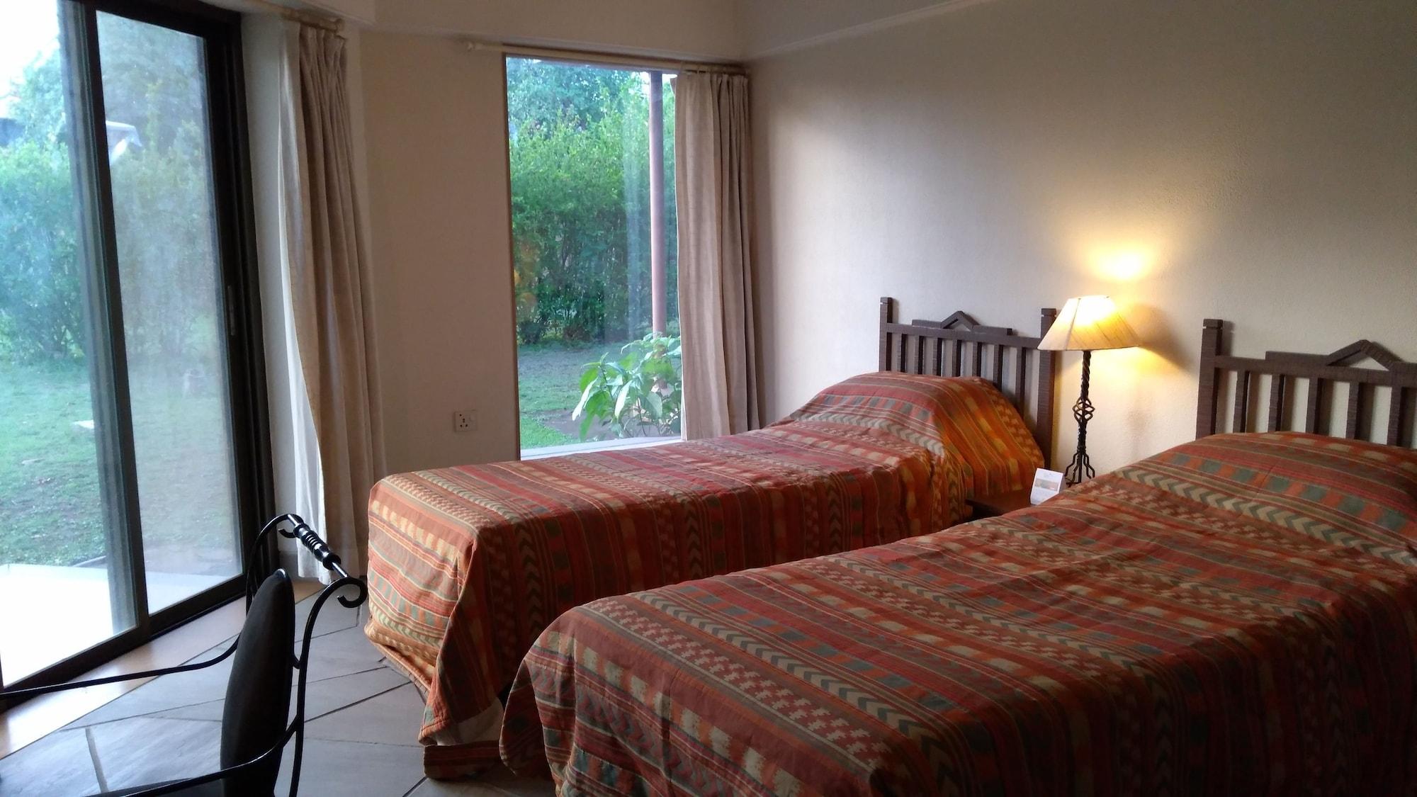 אאורנגבד The Meadows Resort And Spa מראה חיצוני תמונה