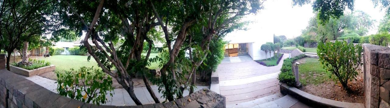 אאורנגבד The Meadows Resort And Spa מראה חיצוני תמונה