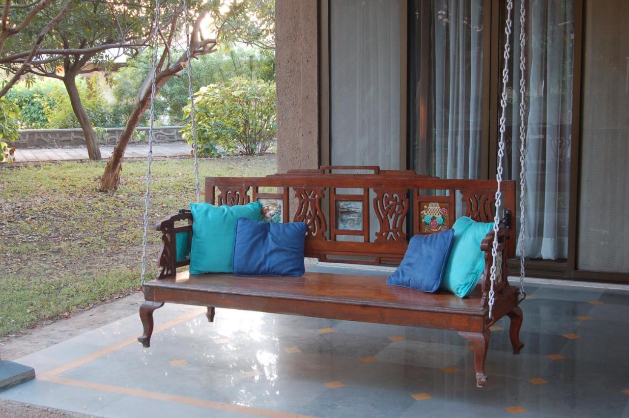 אאורנגבד The Meadows Resort And Spa מראה חיצוני תמונה