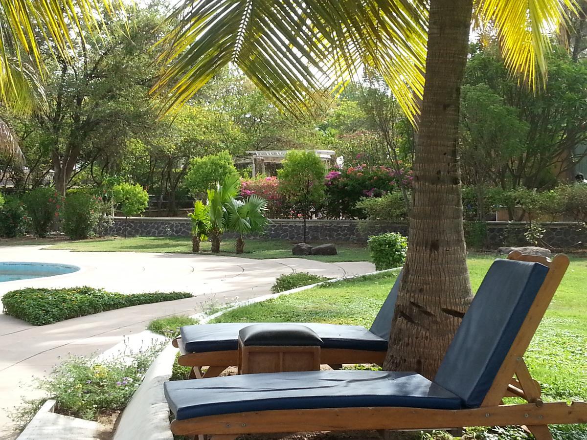 אאורנגבד The Meadows Resort And Spa מראה חיצוני תמונה