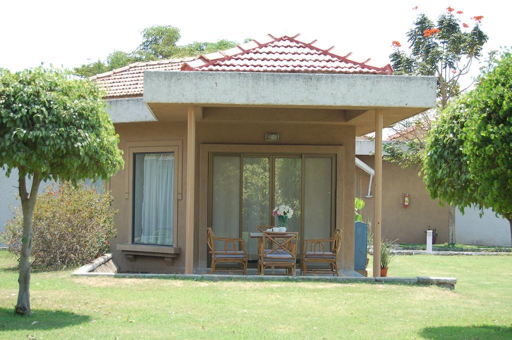 אאורנגבד The Meadows Resort And Spa חדר תמונה